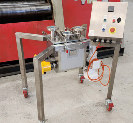 Read more about the article  5 Litre Ribbon Blender with Full Vacuum Rating