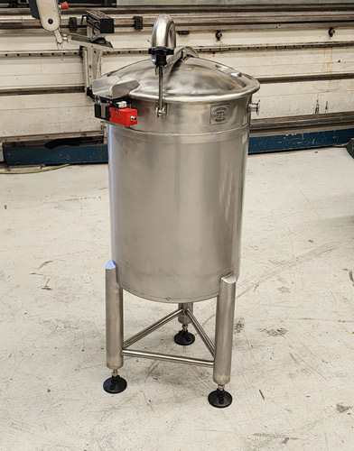 hopper with internal spray