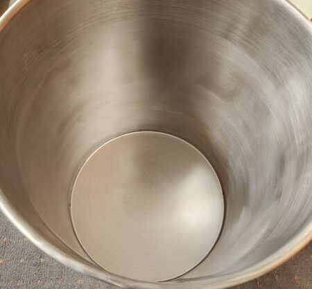 Read more about the article 5 Stainless Pots for a Pharma Customer