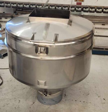 Read more about the article 1500 Litre Insulated Hopper