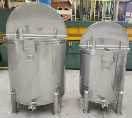 Read more about the article Custom Mix Tanks for Mixing Chemicals