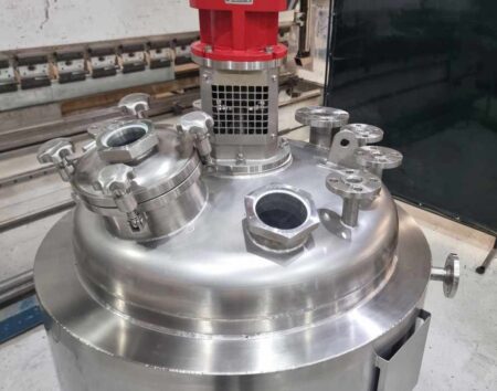 Read more about the article 300 Litre Jacketed Reactor