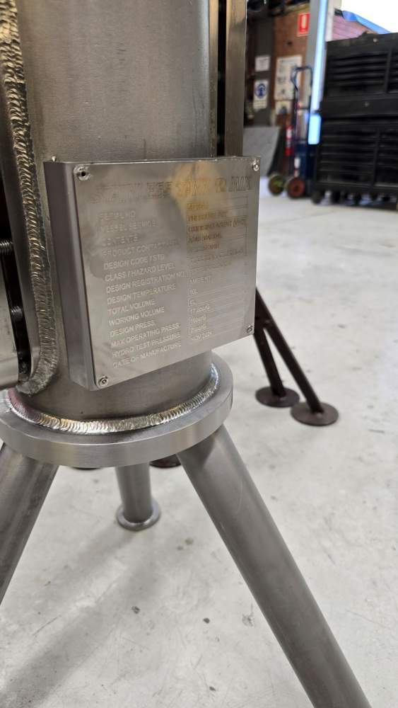 high pressure test vessel production plaque