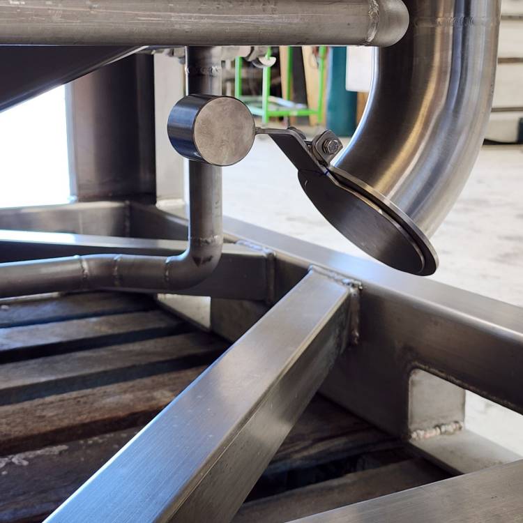 IBC powdered product bottom1