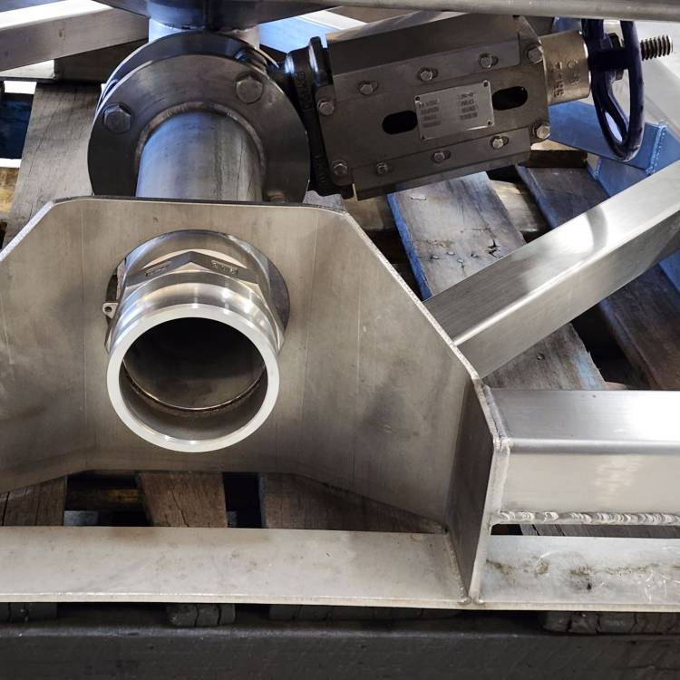 IBC powdered product bottom