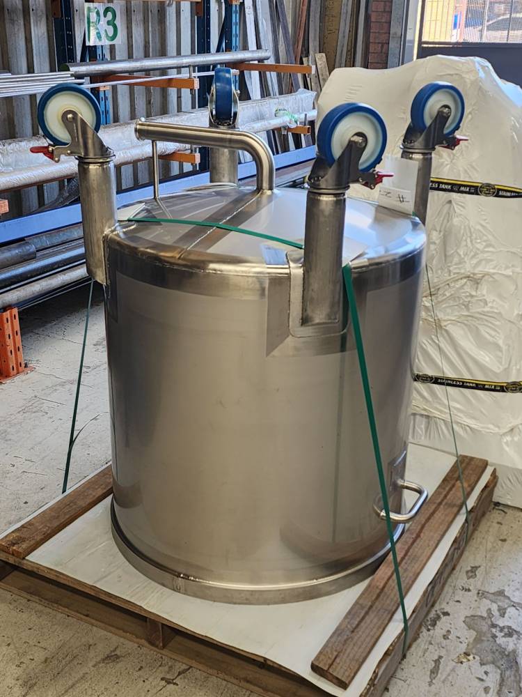 Read more about the article Mobile Stainless Steel Process Tank