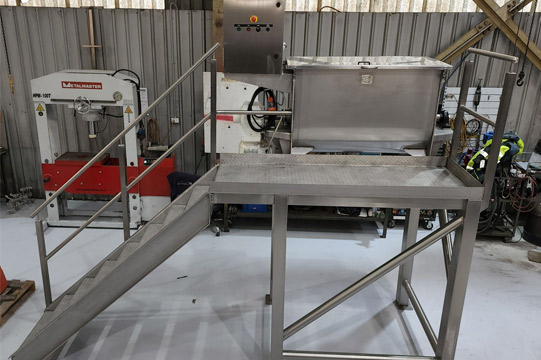 250 litre all stainless paddle blender and platform