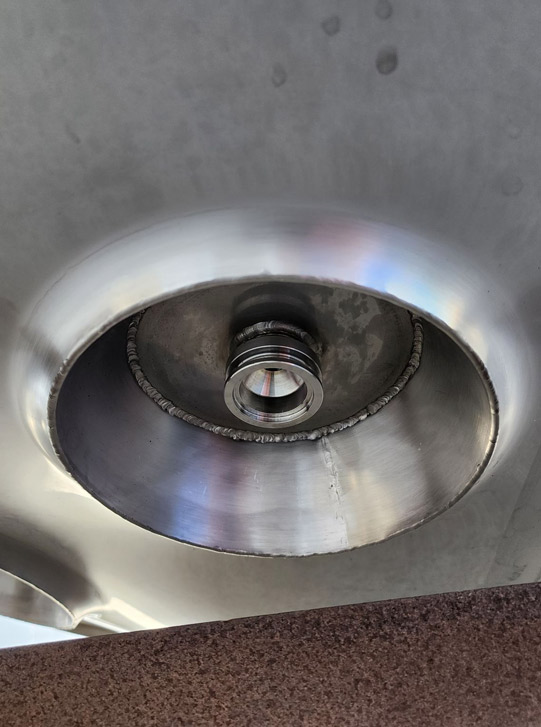 injection nozzles port