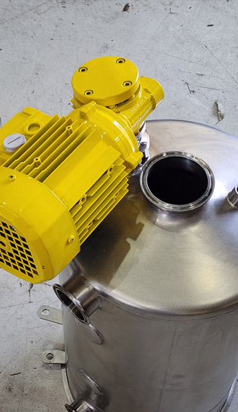 magnetic drive mixer tank